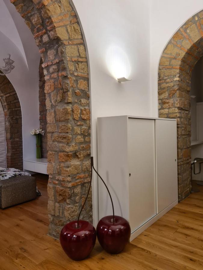 Incantevole Con Jacuzzi Řím Exteriér fotografie